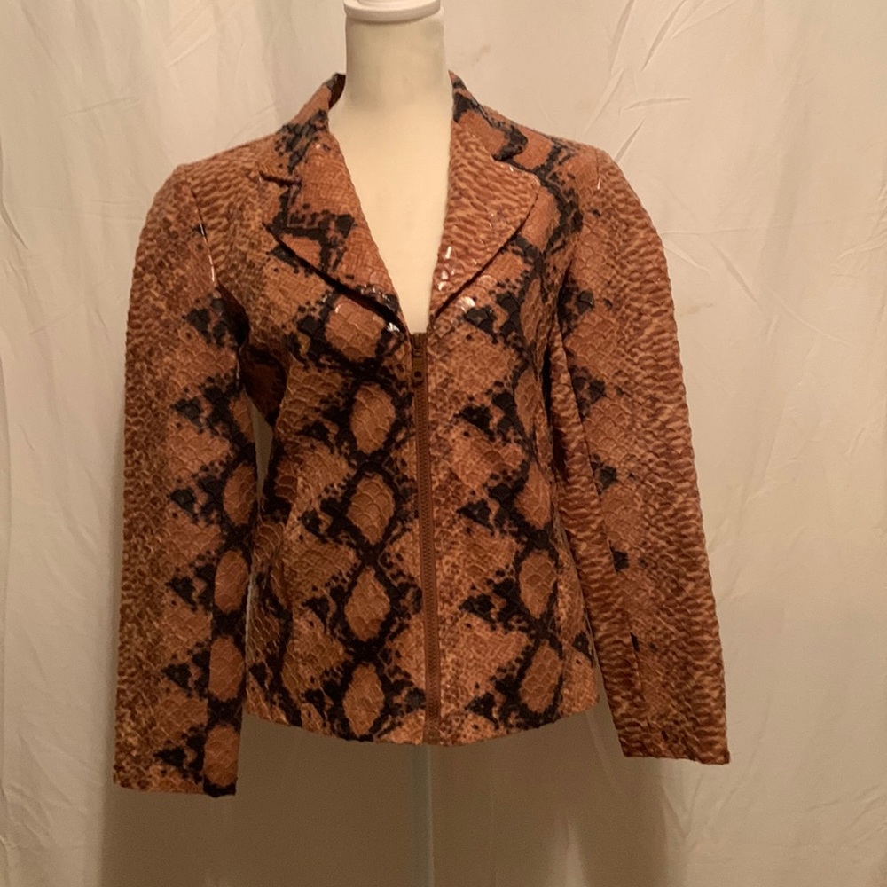 Juniors size 6 faux animal print, zip up jacket